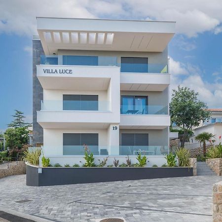 Luxury Residence Luca 크르크 외부 사진