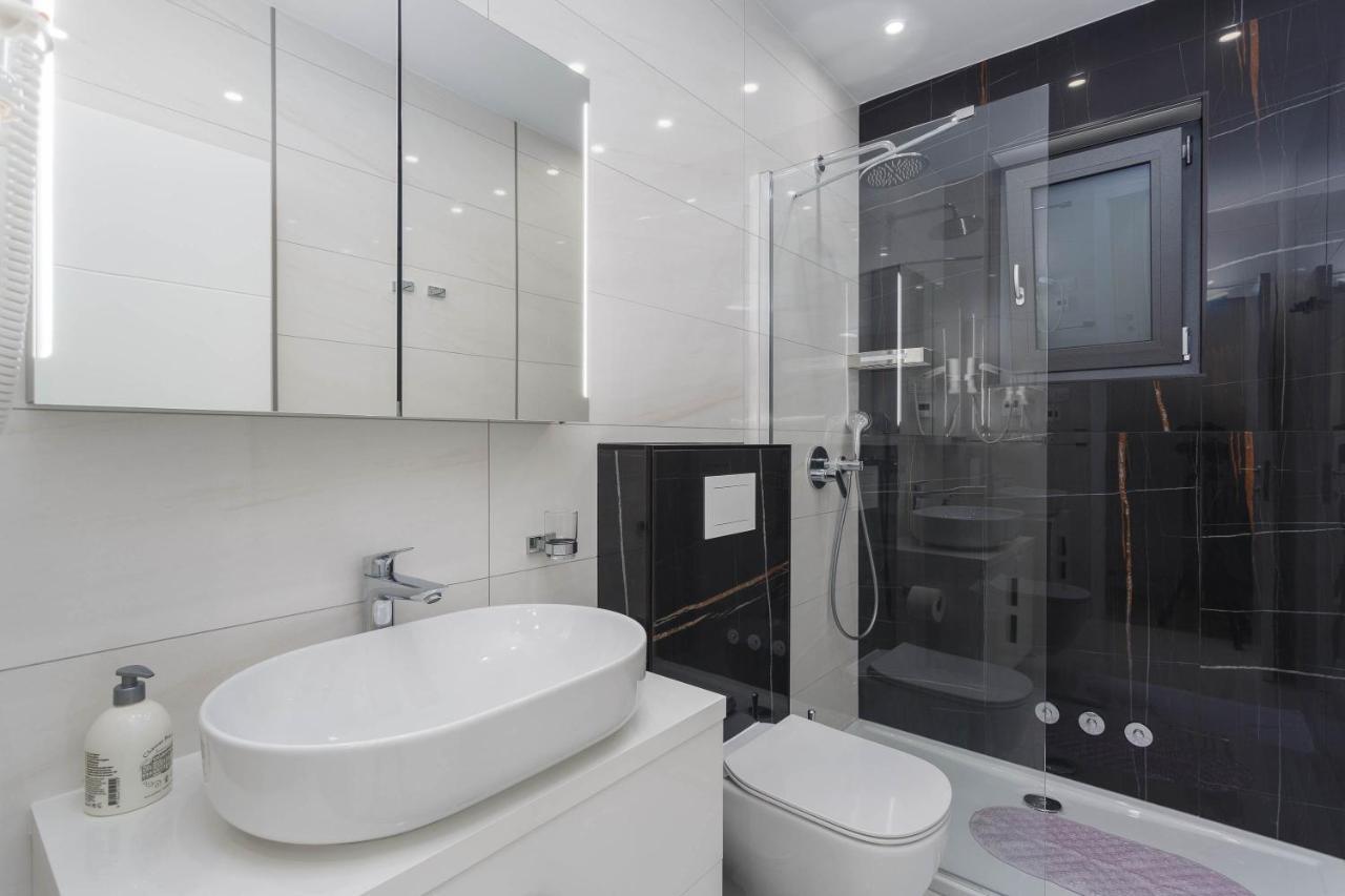 Luxury Residence Luca 크르크 외부 사진