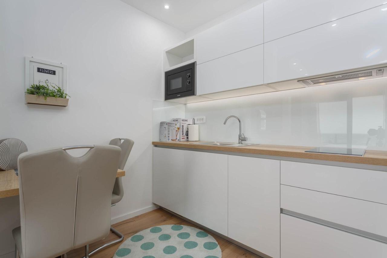 Luxury Residence Luca 크르크 외부 사진