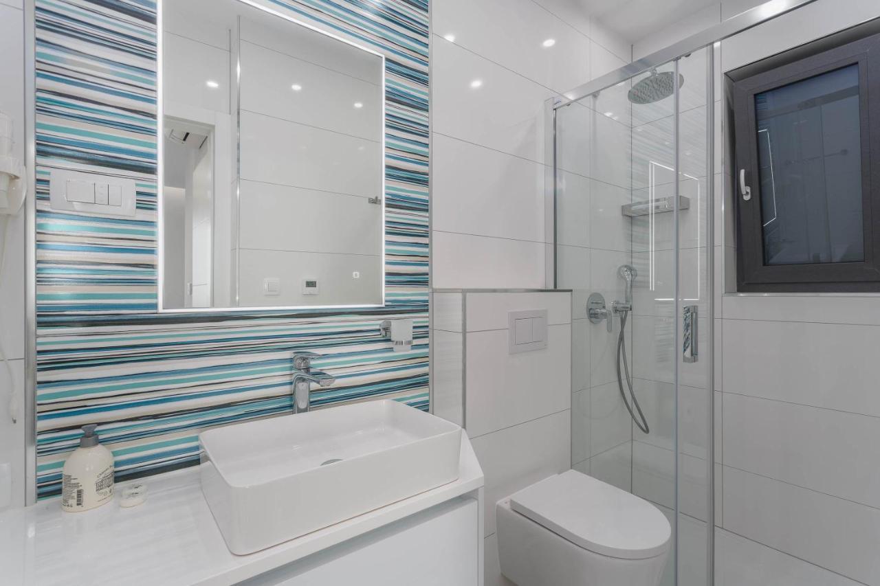 Luxury Residence Luca 크르크 외부 사진